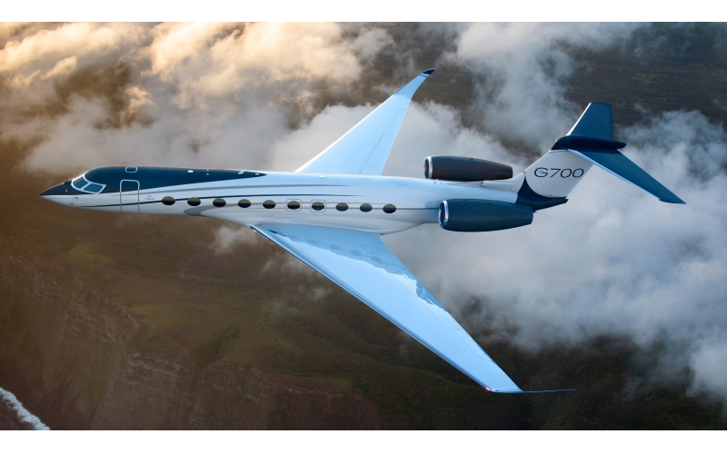 企业高管团队包机出行——Gulfstream G700 完美胜任国际商务之旅